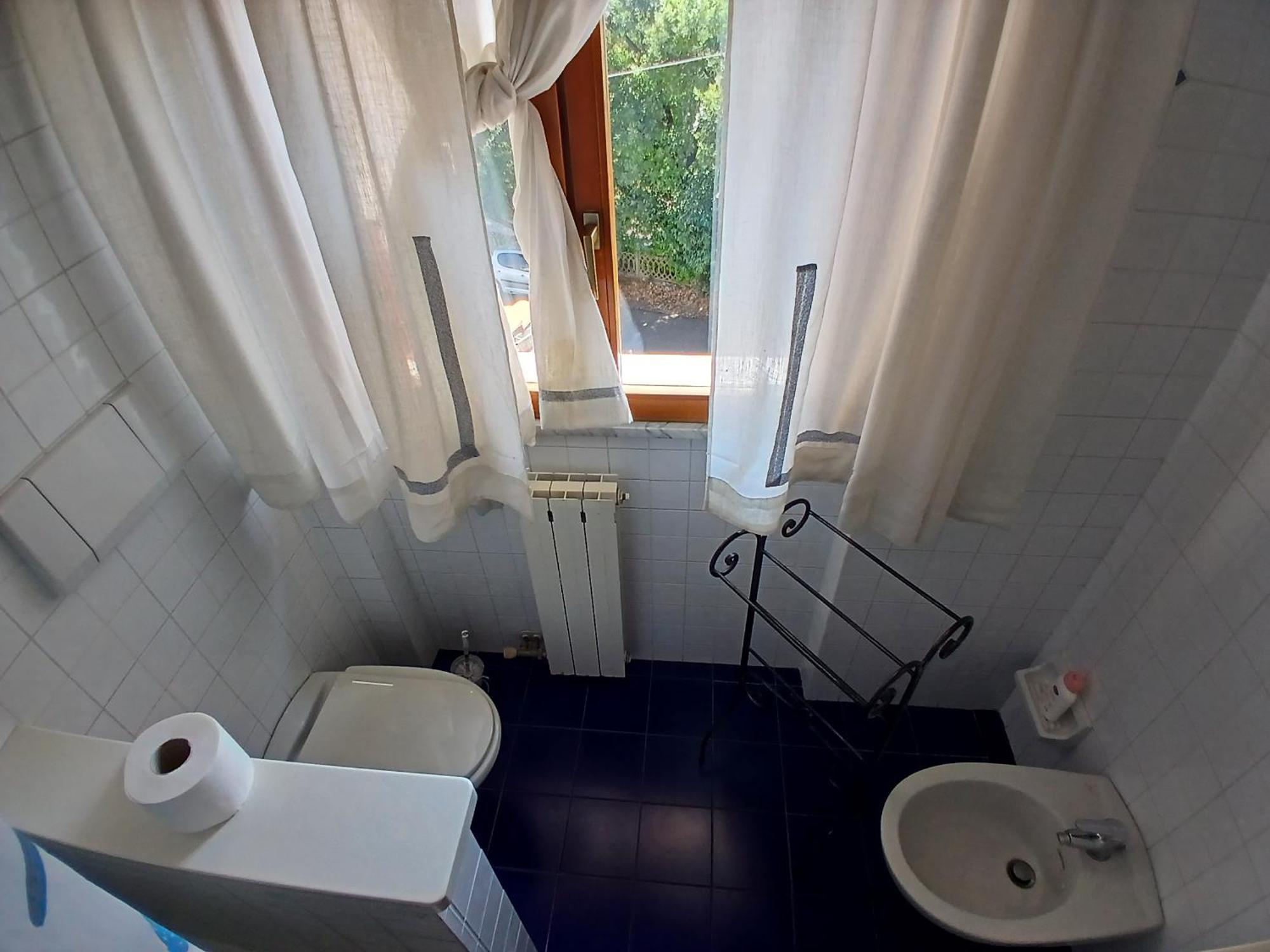 Il Melograno B&B With Private Bathrooms 아울라 외부 사진