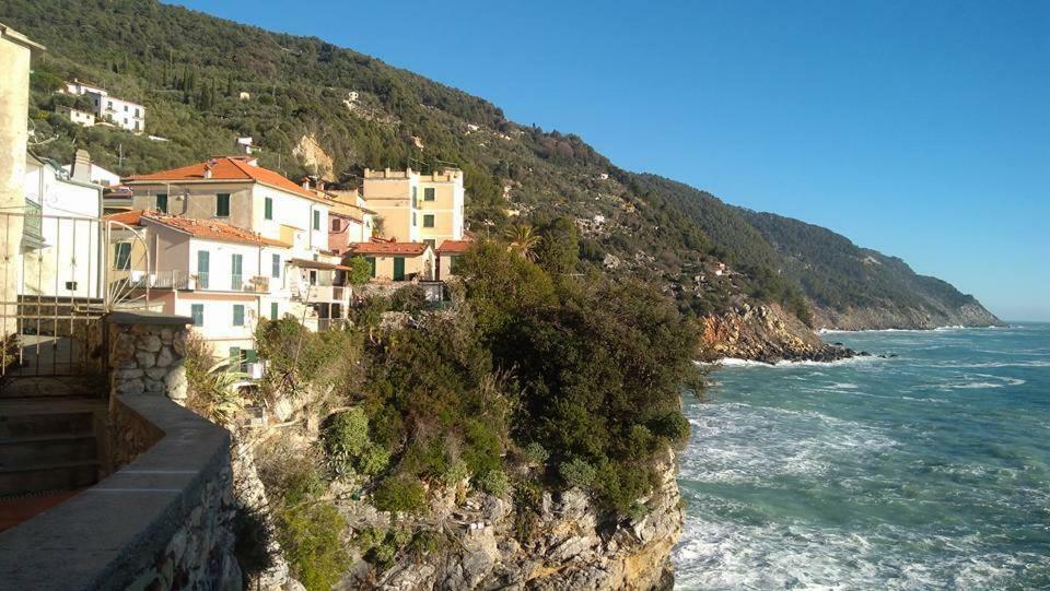 Il Melograno B&B With Private Bathrooms 아울라 외부 사진